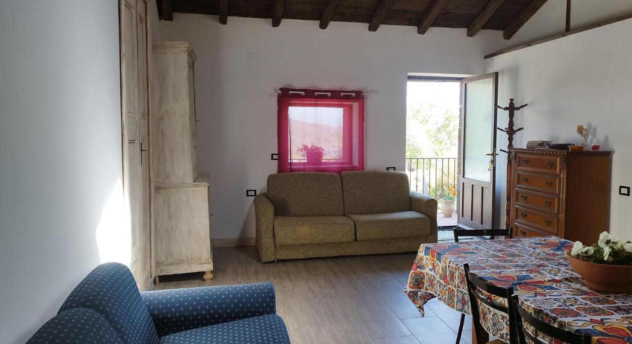 Villa Alessio - Case Vacanza Con Piscina Sull'Etna Puntalazzo Екстериор снимка